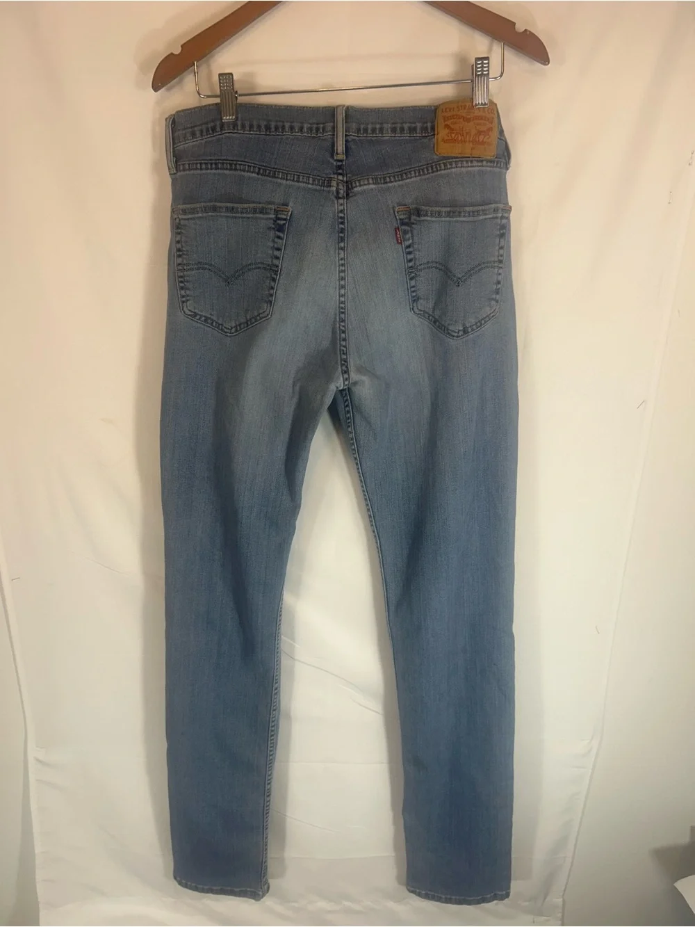 Levi's Men's Slim Straight Light Blue Jeans